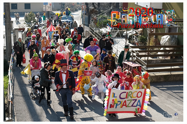 PIAZZA BREMBANA SFILATA E FESTA DI CARNEVALE 2020.