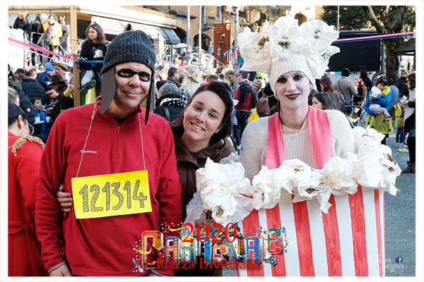 PIAZZA BREMBANA SFILATA E FESTA DI CARNEVALE 2020.