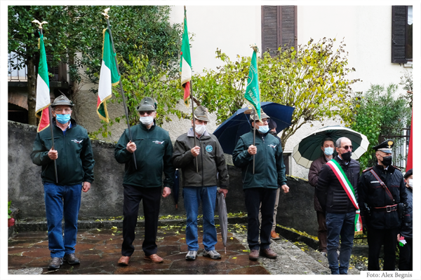 PIAZZA BREMBANA - Commemorazione 4 novembre.