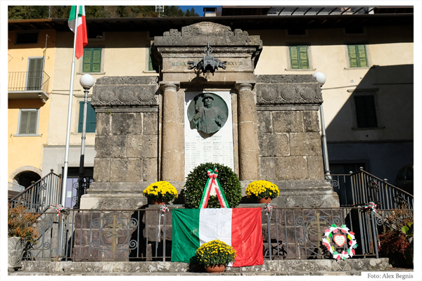 PIAZZA BREMBANA - Commemorazione 4 novembre.