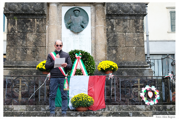 PIAZZA BREMBANA - Commemorazione 4 novembre.