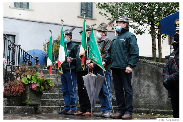 PIAZZA BREMBANA - Commemorazione 4 novembre.