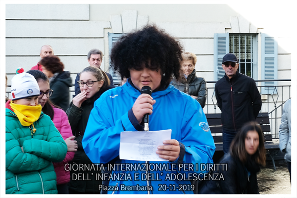 Piazza Brembana - Giornata internazionale per i diritti dell'infanzia e dell' adolescenza.