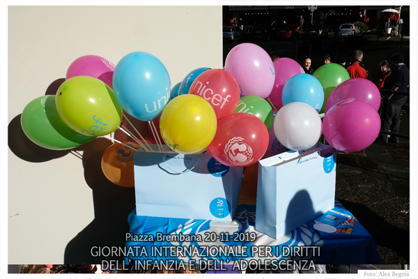 Piazza Brembana - Giornata internazionale per i diritti dell'infanzia e dell' adolescenza.