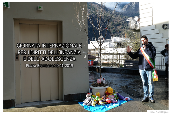 Piazza Brembana - Giornata internazionale per i diritti dell'infanzia e dell' adolescenza.