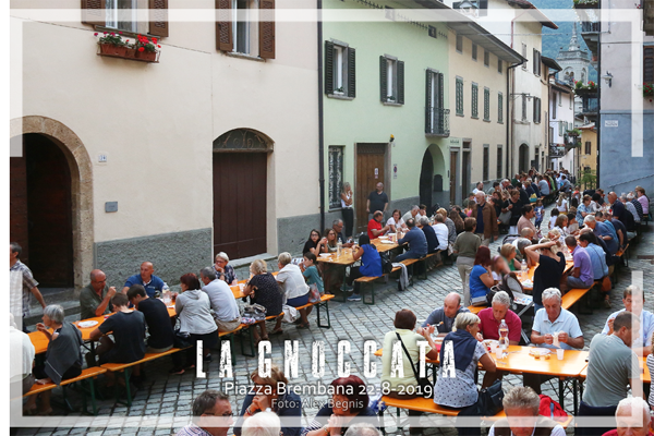 Piazza Brembana -  La Gnoccata - Festa di San Bernardo.