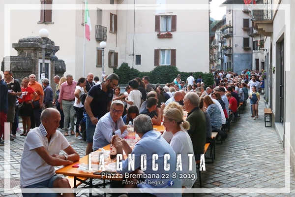 Piazza Brembana -  La Gnoccata - Festa di San Bernardo.