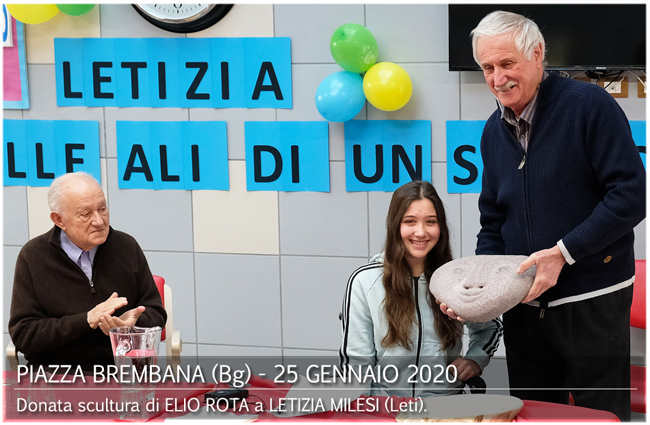 Piazza Brembana notizie - Donata a Leti la scultura di Elio Rota. Piazza Brembana manifestazioni eventi - Donata a Leti la scultura di Elio Rota. 25-1-2020.