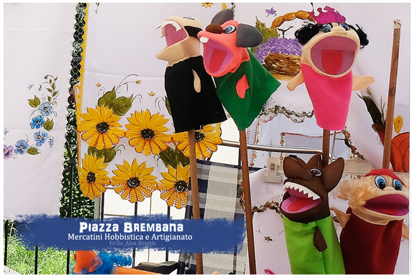 Piazza Brembana - Mercatini Hobbistica e Artigianato. Luglio 2020.