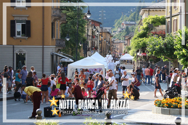 PIAZZA BREMBANA NOTTE BIANCA IN PIAZZA - MEZZANOTTE BIANCA.