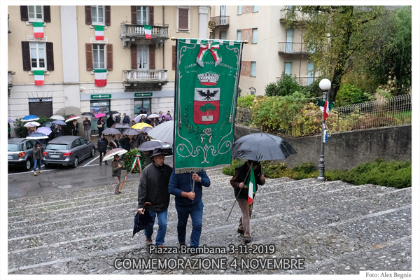 Piazza Brembana PREMIO MAMMA CALVI - Commemorazione 4 novembre - Festa delle Forze Armate.