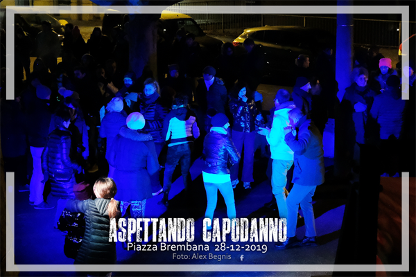 Piazza Bremba - Aspettando Capodanno - Dj in Piazza.